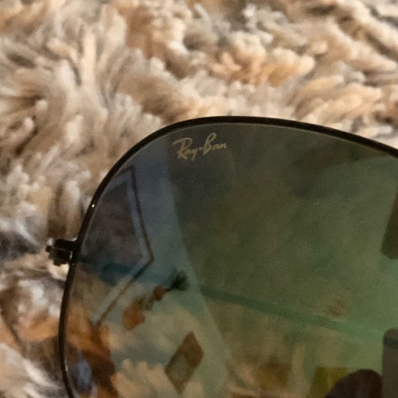 RayBan Aviators - Picture 3 of 7